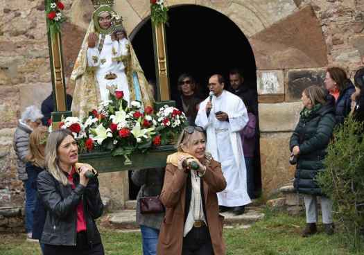 Noviercas celebra la romería de la Virgen del Remedio