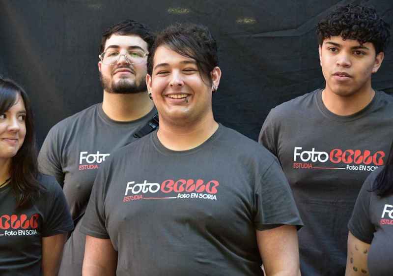 Fotografía y bollería para promocionar estudios oficiales de Fotografía en Soria