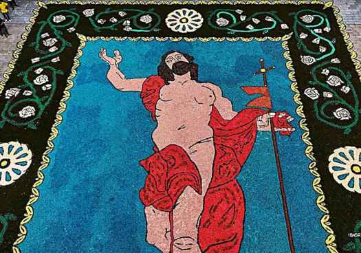 Las alfombras florales del Corpus 2025 en El Burgo, desde el cielo