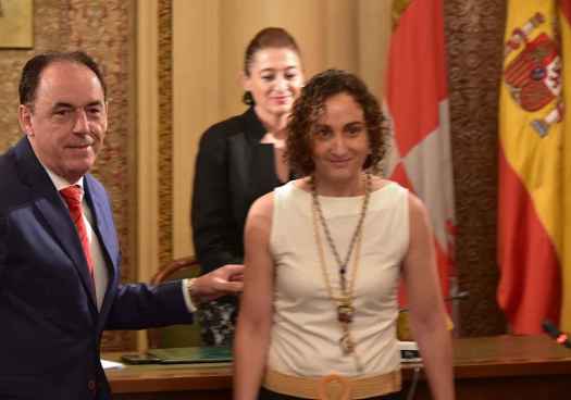 La alcaldesa de Abejar toma posesión como diputada provincial