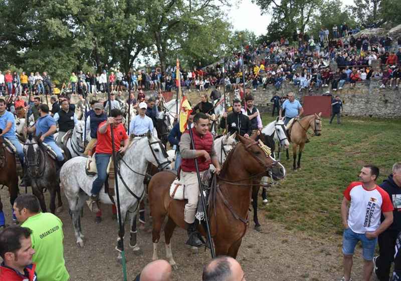 Encierro matutino de novillos en el Lavalenguas de las fiestas de San Juan 2026