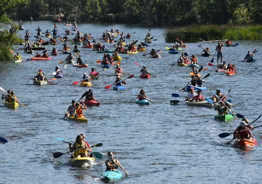 Los Rábanos celebra la XXIII edición de su travesía del Duero en canoa